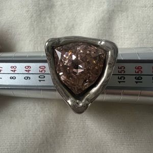 Uno de 50 Ring with Pink Stone